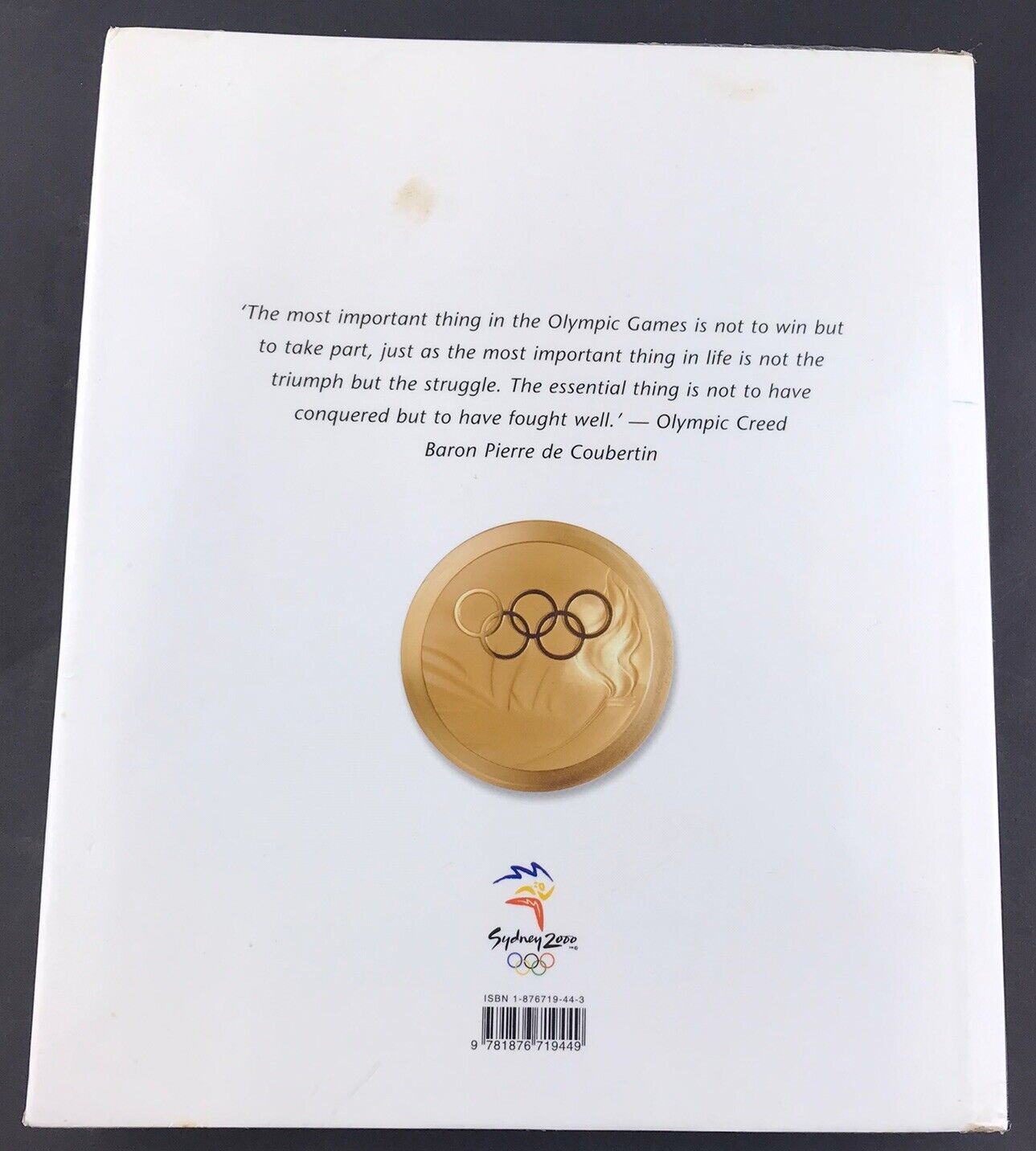 Sydney 2000 Olympic Games Official Souvenir Book HARDCOVER