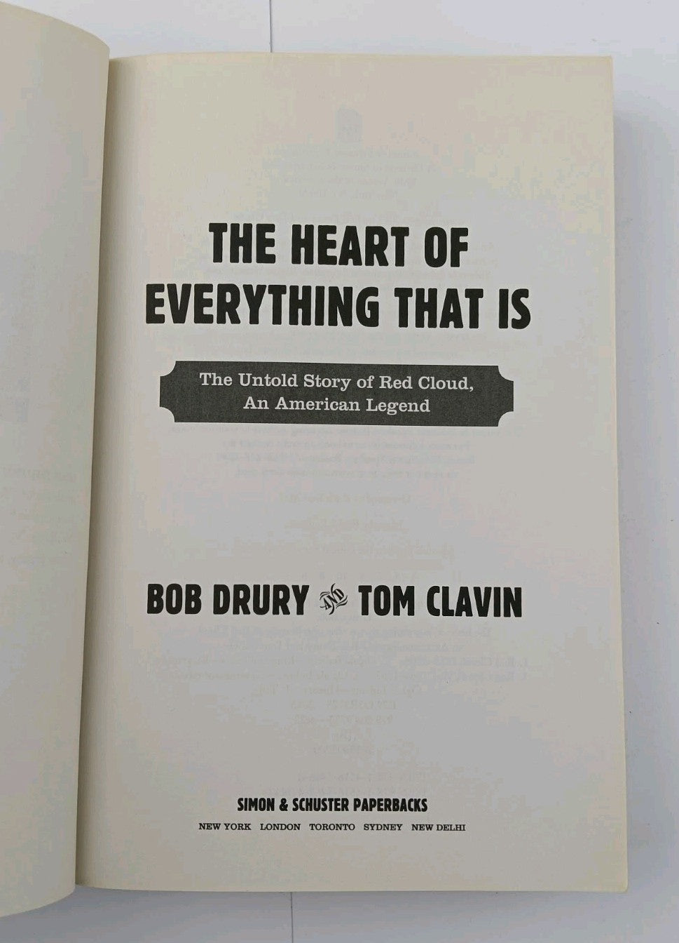 7689823