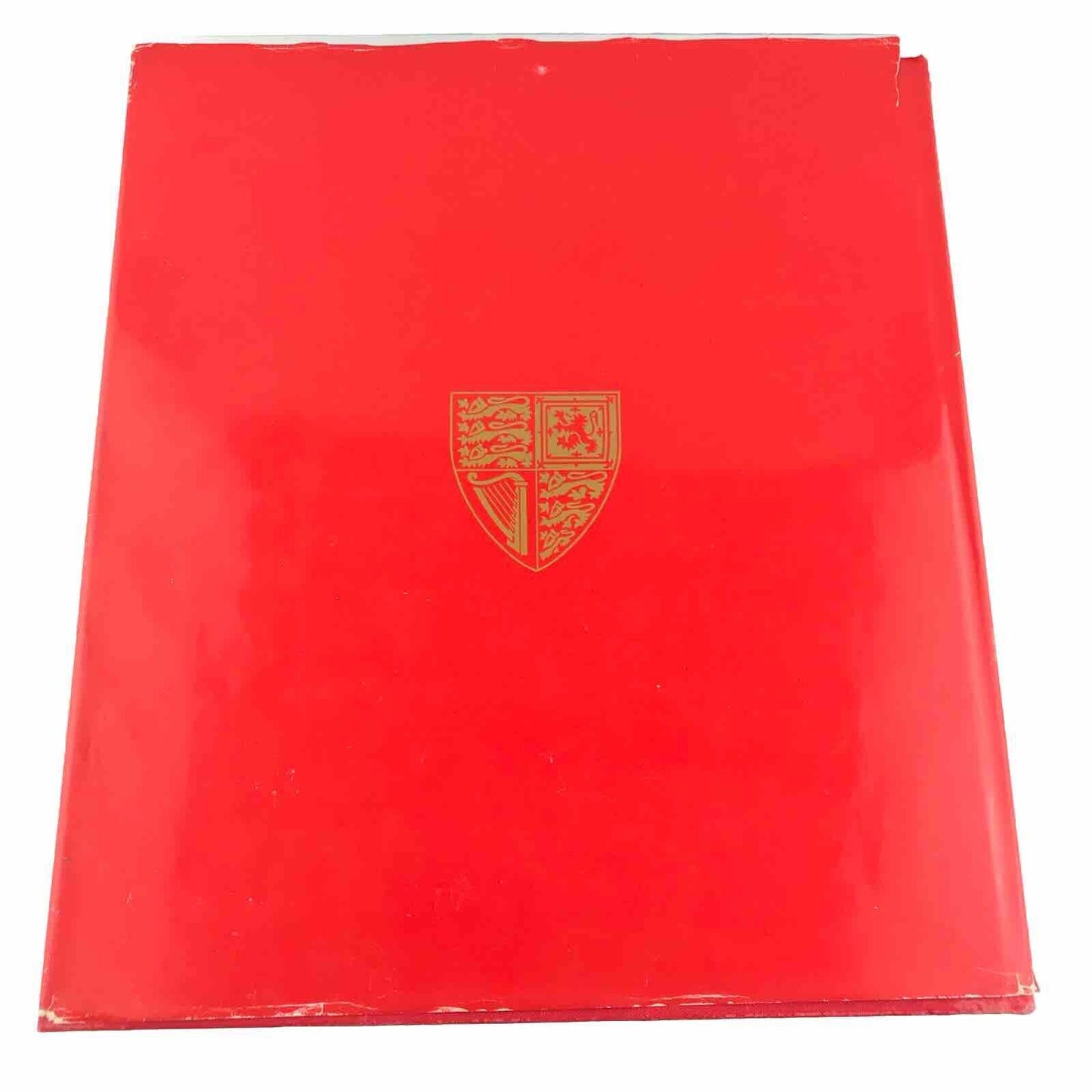 E II R, 25 Years Commemorates The Silver Jubilee Of Queen Elizabeth 1977 RARE HC