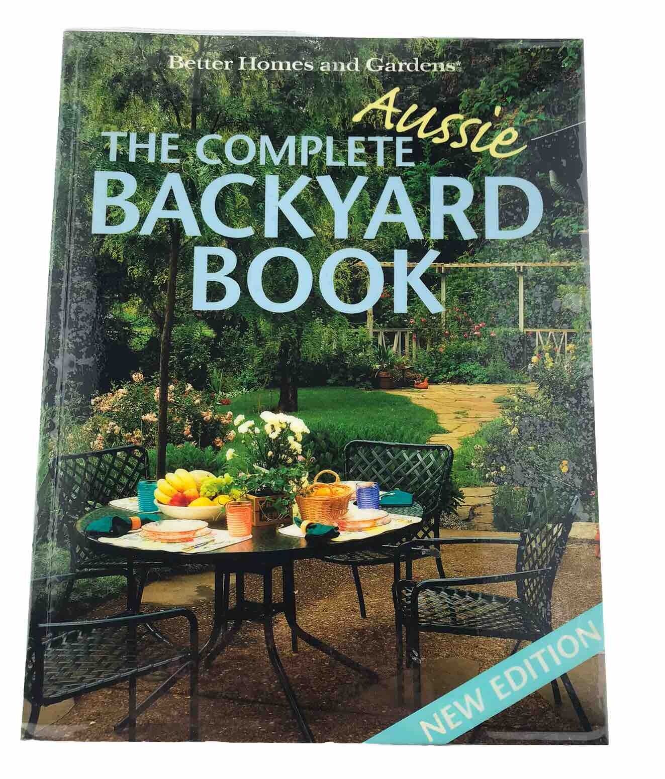 Complete Aussie Backyard (Large Laminated Paperback, 2002) Perfect Condition