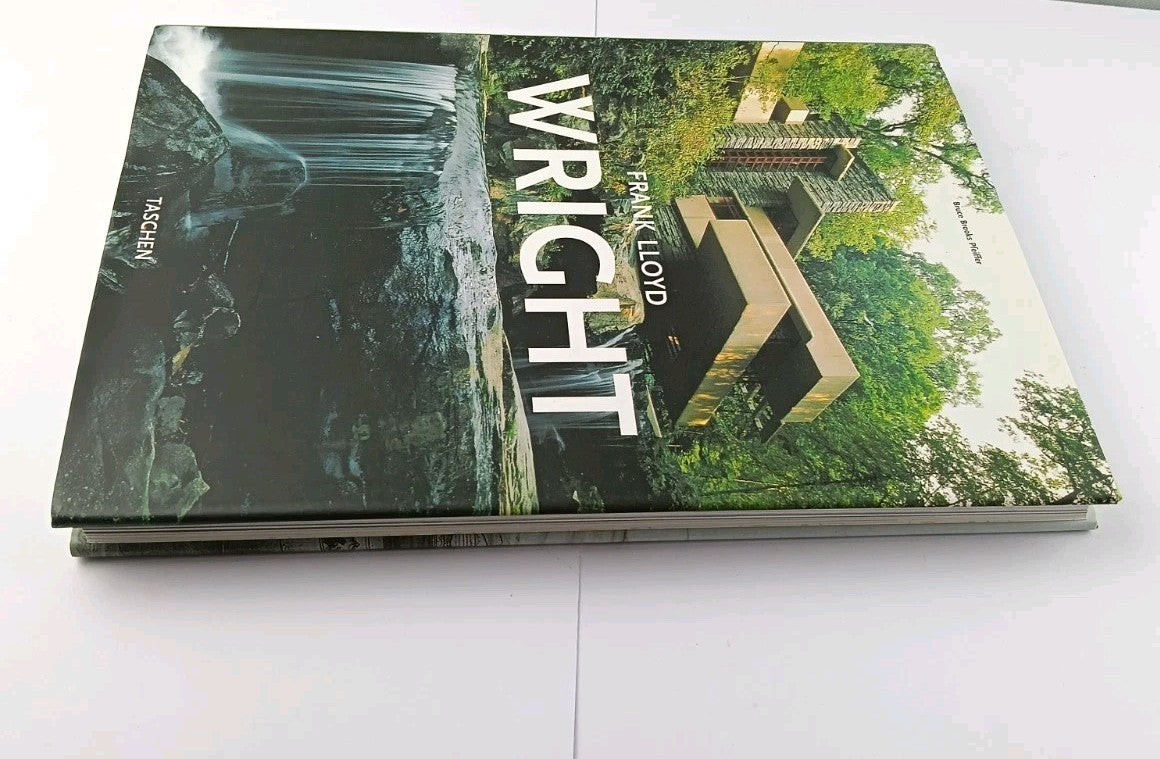 7693086