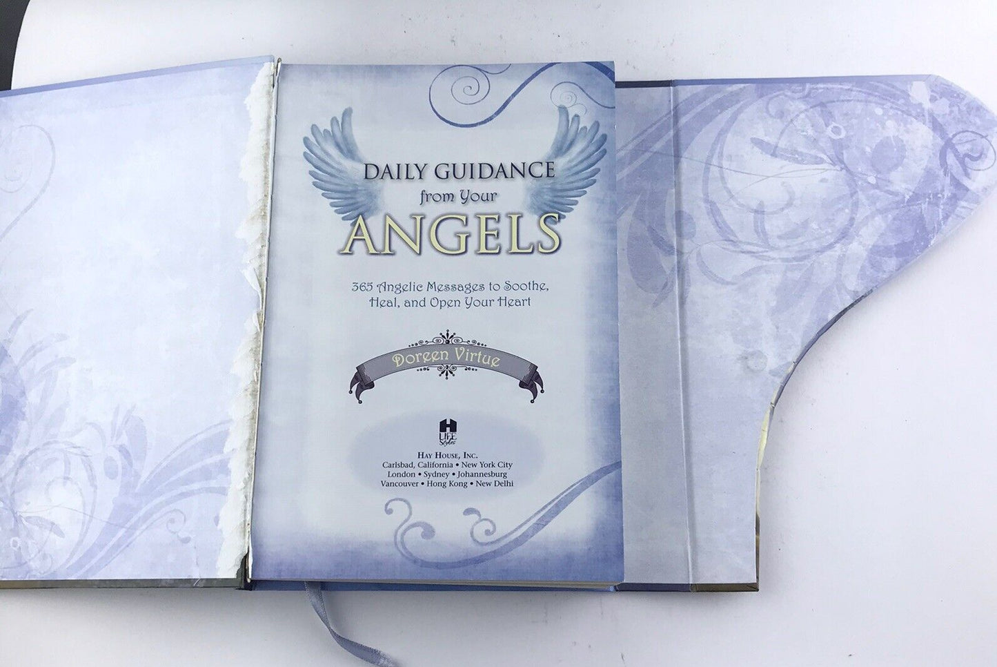 Daily guidance from your angels 365 angelic messages Doreen Virtue HC 2006