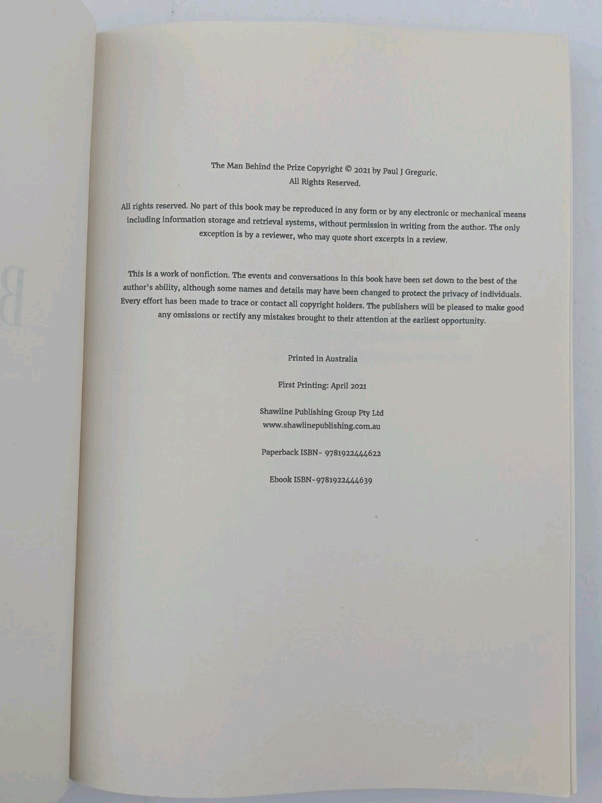 8235262