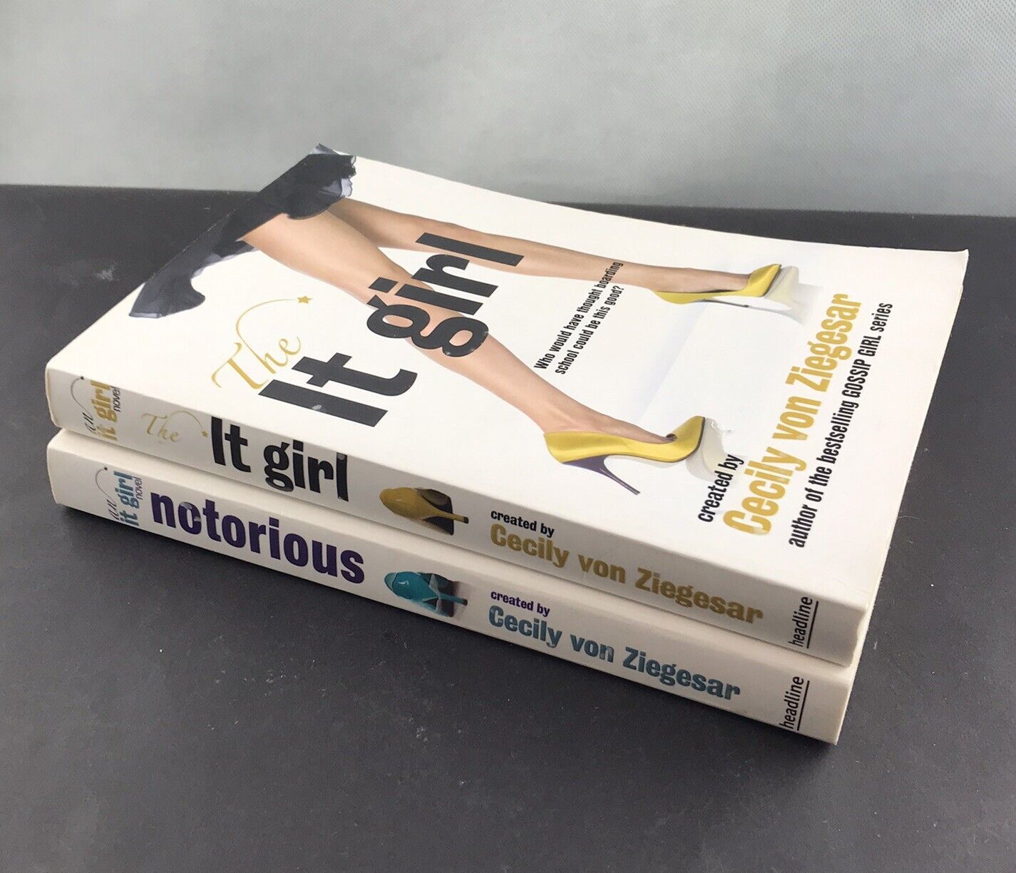 2x it girl Book Bundle by Cecily Von Ziegesar (It girl, Notorious) Gossip Girl