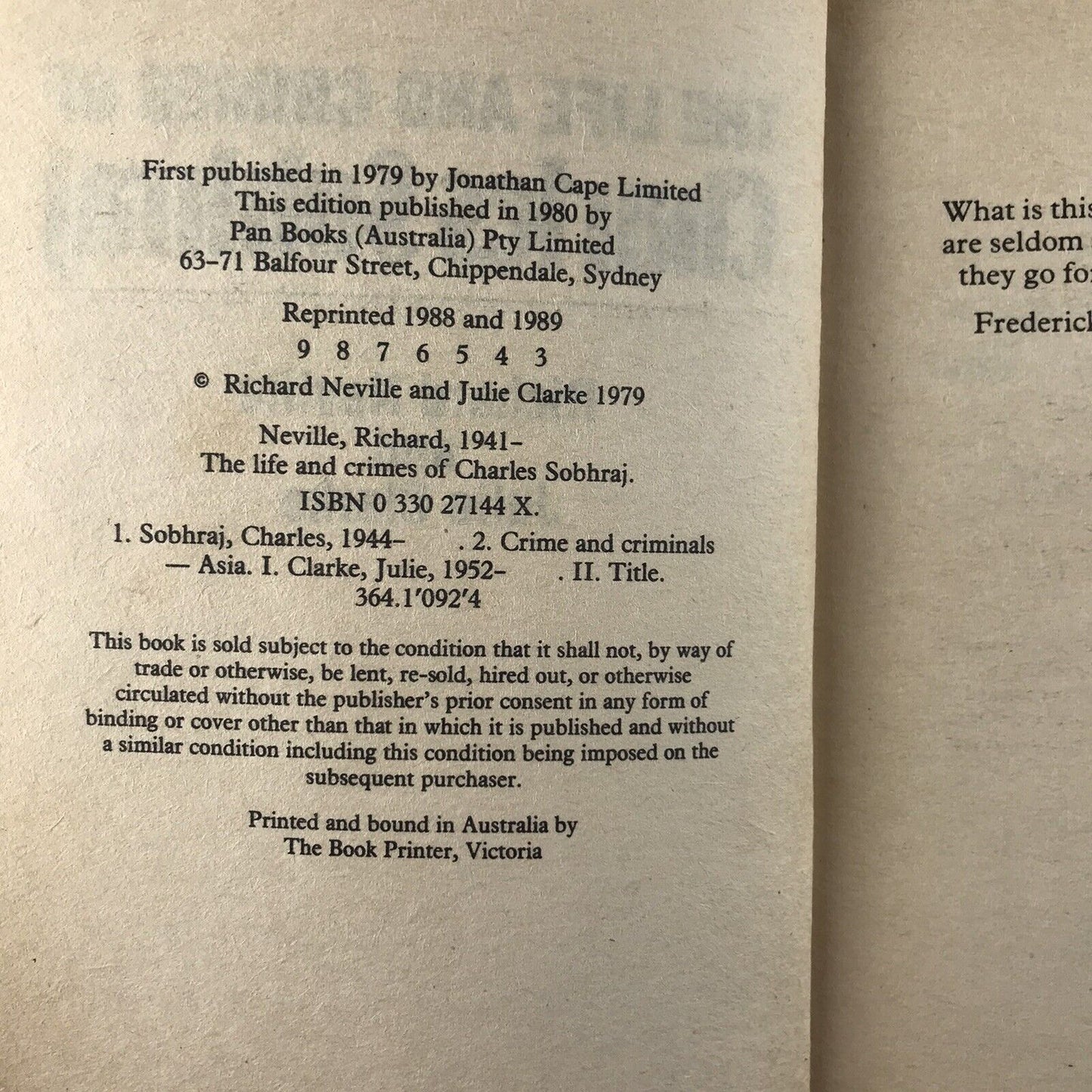 5663451