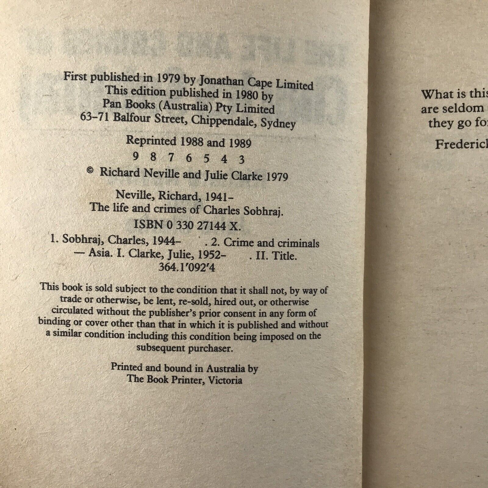 5663451