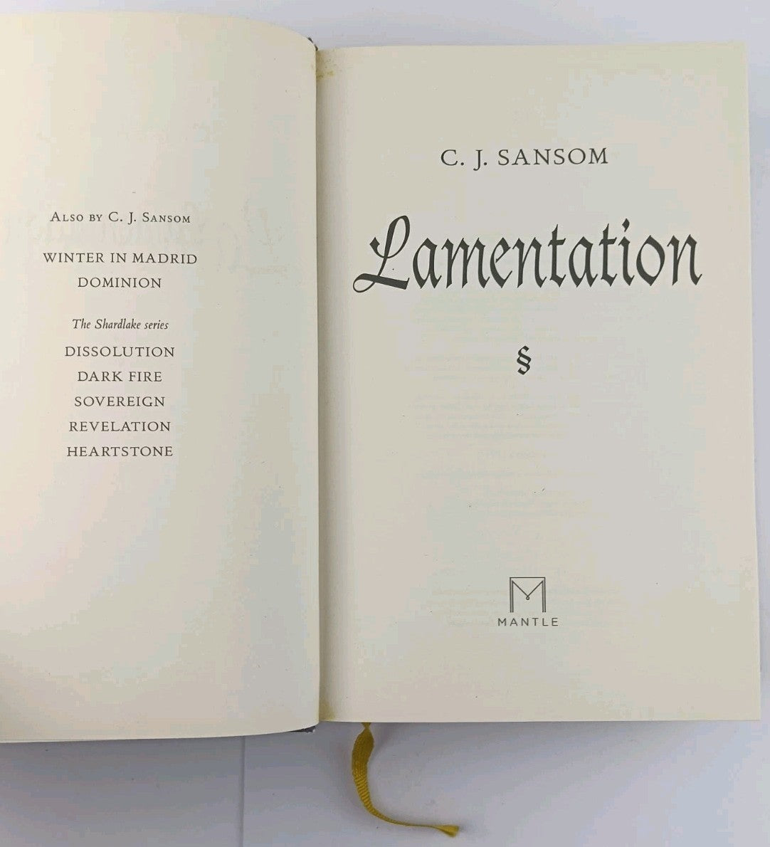 8075318