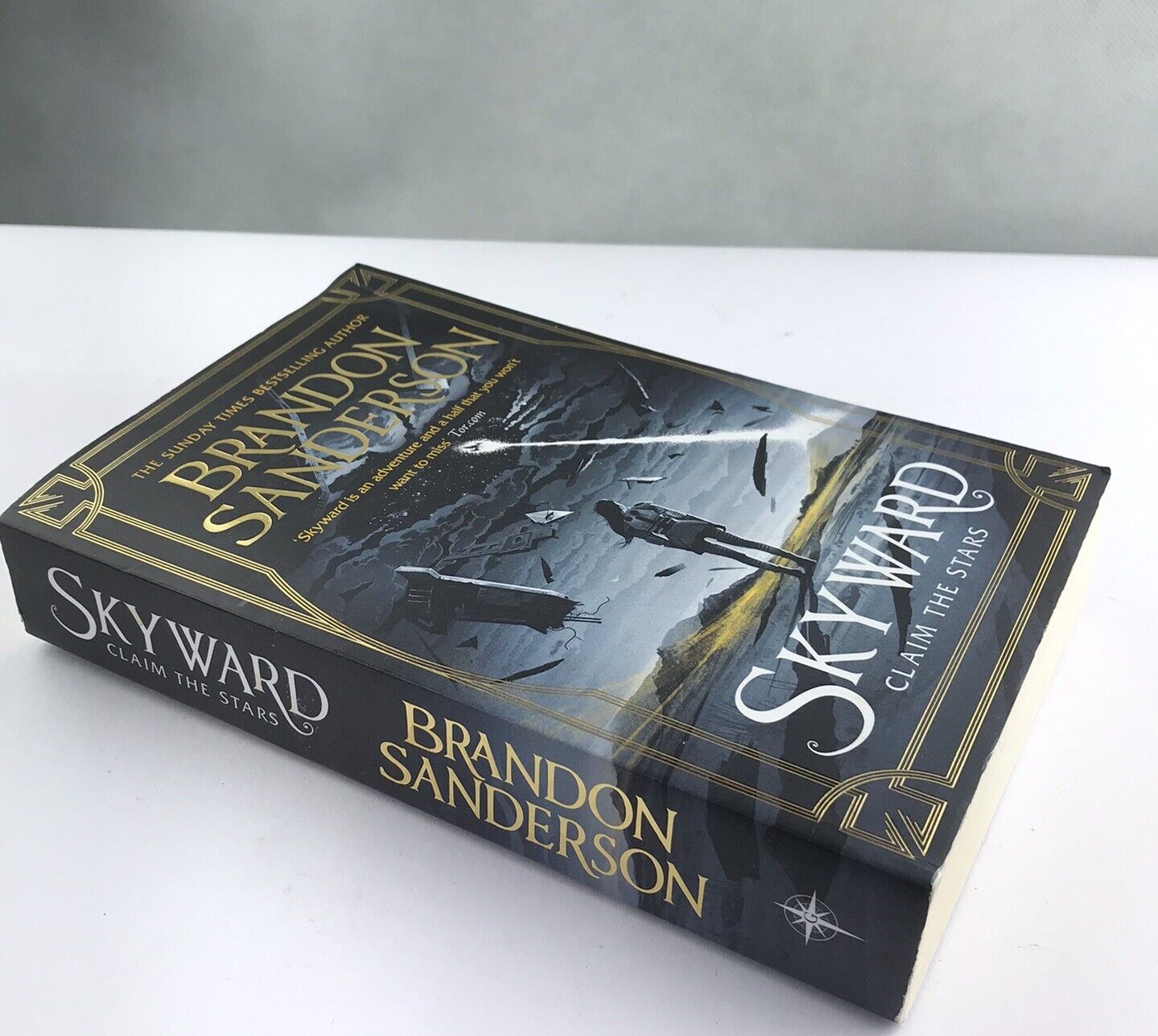 Skyward: The First Skyward Novel by Brandon Sanderson (English) Paperback Book