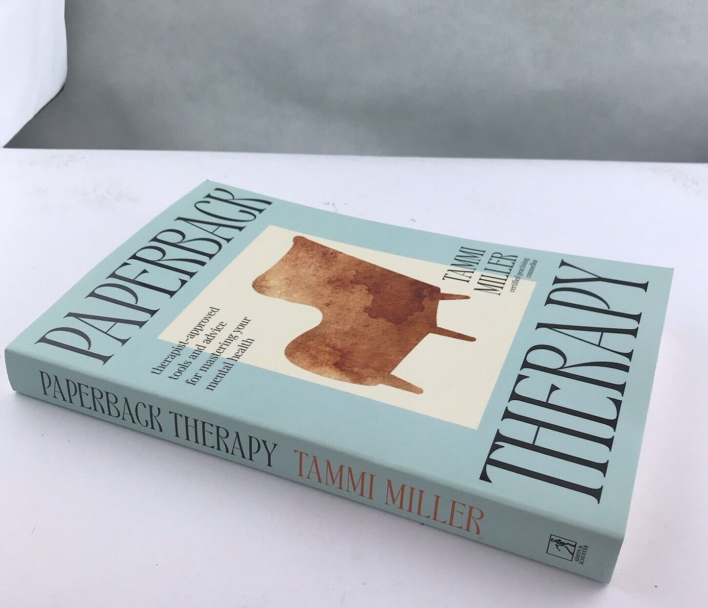 Paperback Therapy: Therapist-approved tools and advice for mastering your mental