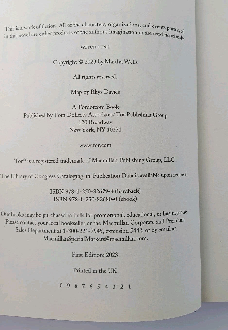 8575225